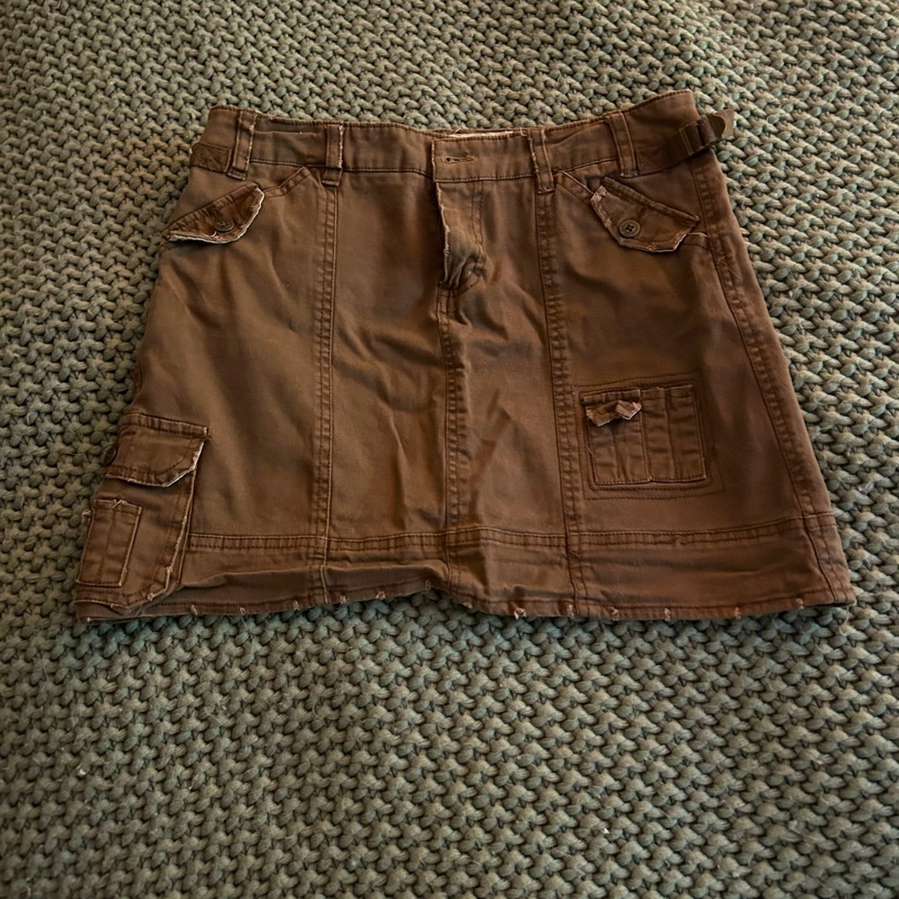 Brown cargo mini skirt